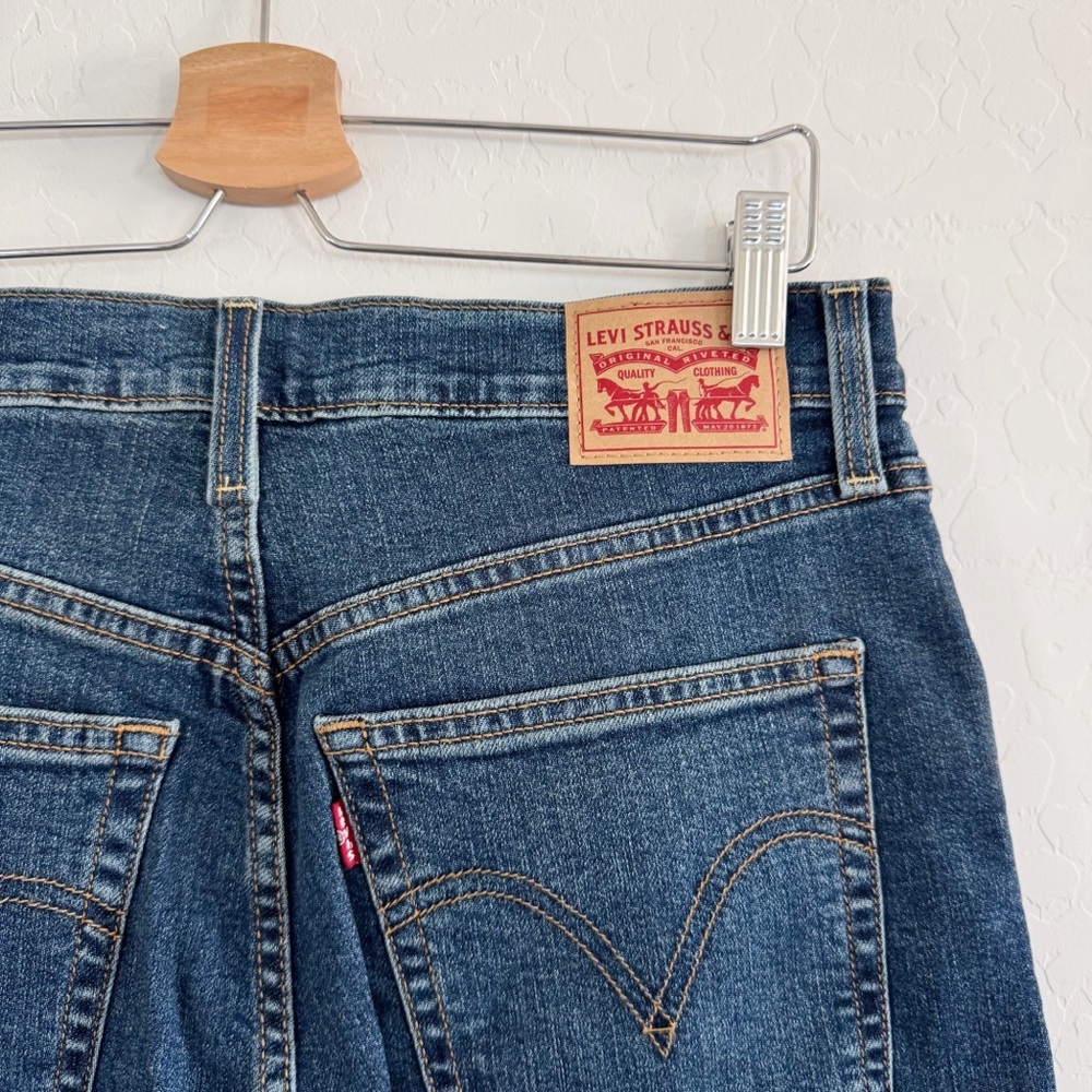 Levi's High Rise Blue Jeans Wide Leg Flare - Picture 11 of 15